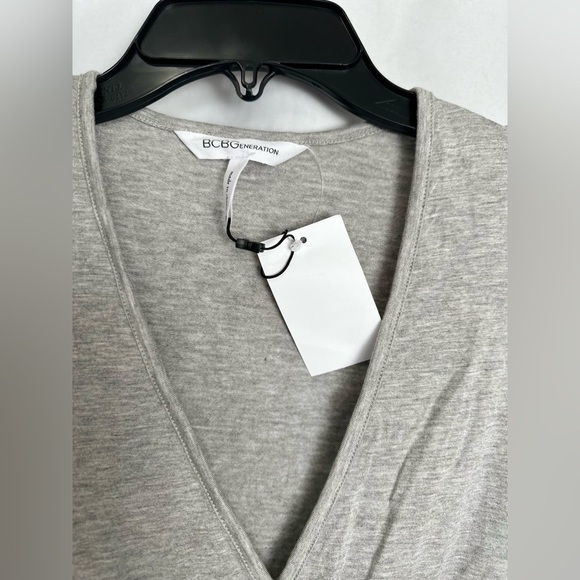 NWT BCBGeneration Wrap Gray Long Sleeve Top - Picture 4 of 4